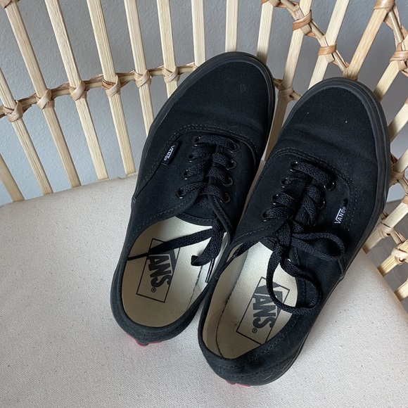 Black Vans - Picture 2 of 3